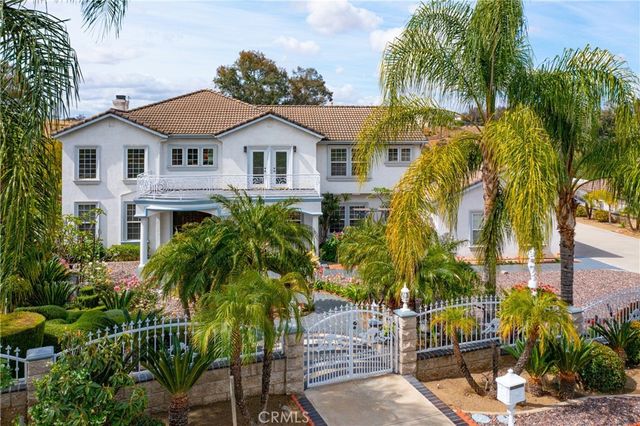 14427 Ashton, Riverside