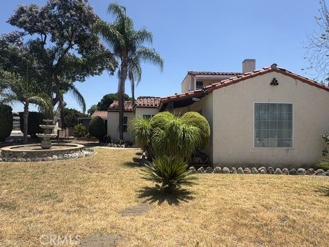 2196 N Orange Grove Avenue, Pomona