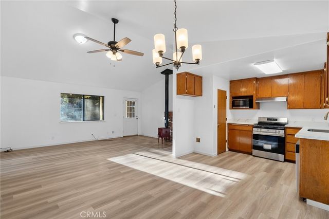 5498 Platt Mountain, Forest Ranch