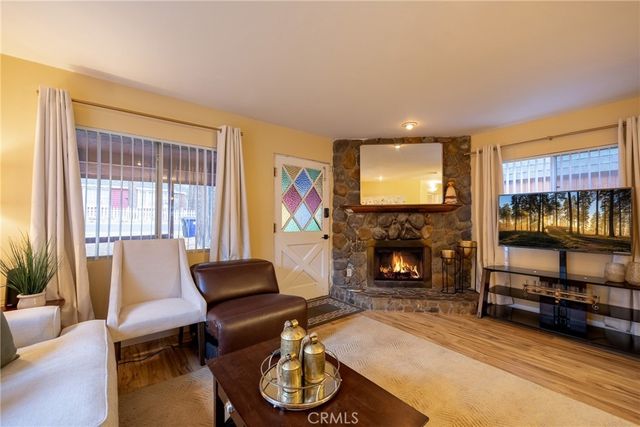 351 Pine Lane, Sugarloaf