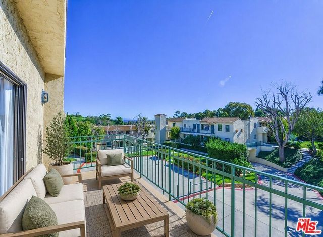6456 Cavalleri Road, Malibu