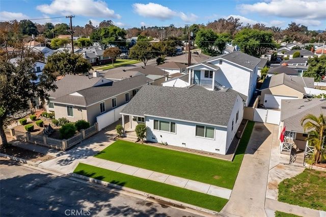 6025 Bellflower, Lakewood