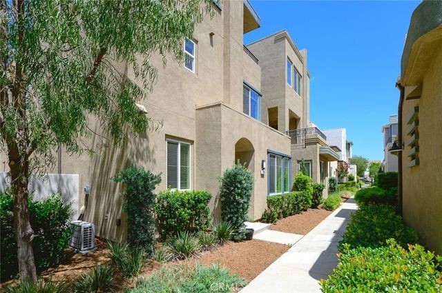 595 Cultivate, Irvine