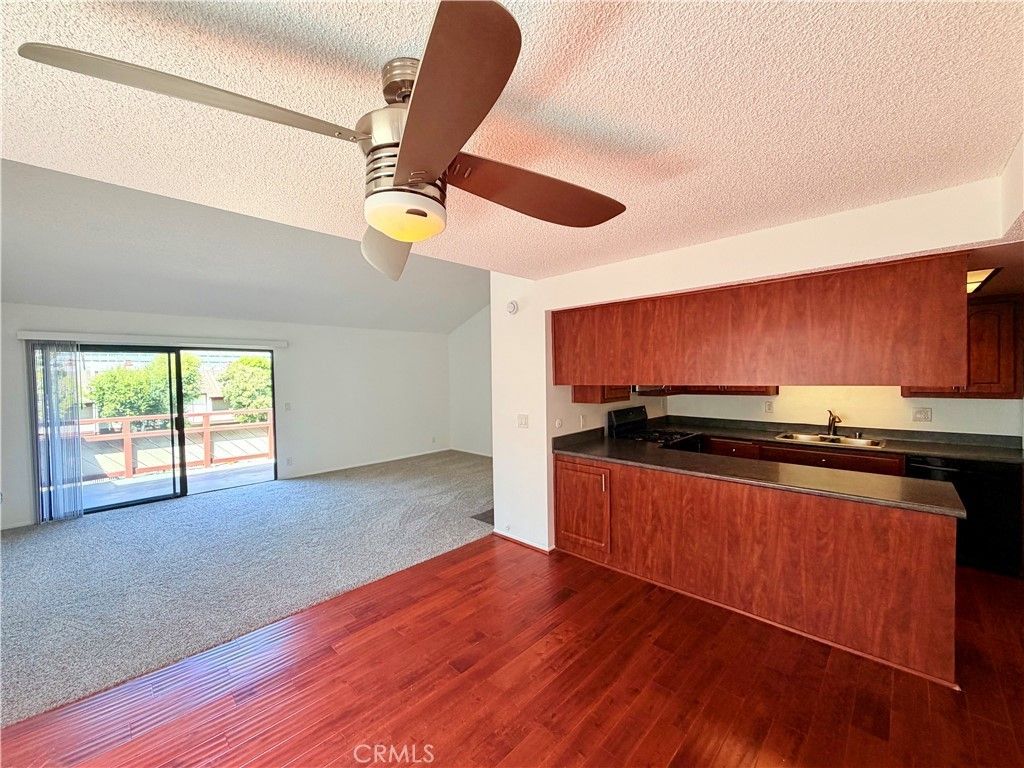 946 W 220th # 218, Torrance