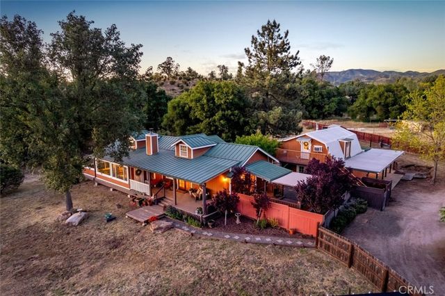 1350 Parkhill, Santa Margarita