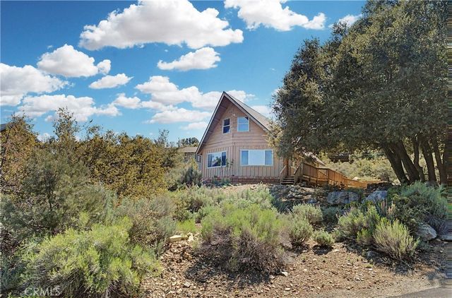 2028 Linden Drive, Pine Mountain Club