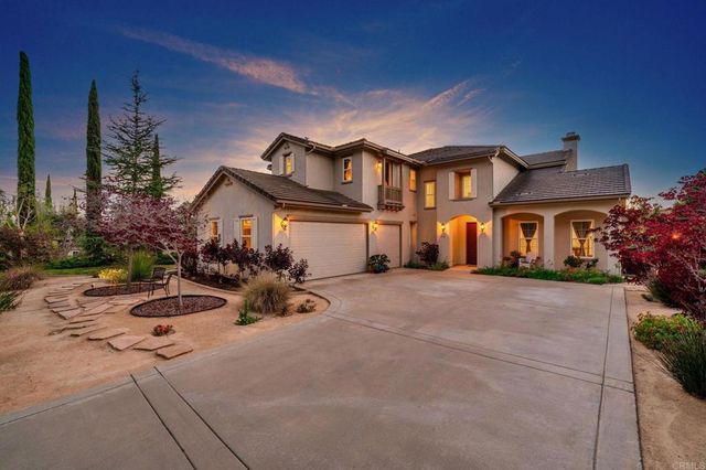 1545 Loch Ness Drive, Fallbrook