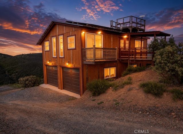 864 Watertrough Road, Clearlake Oaks