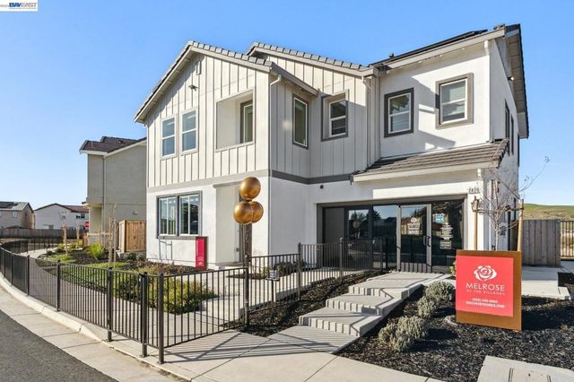 2417 Golden Way, Fairfield