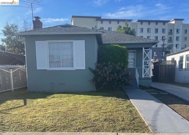 1626 104th Ave, Oakland