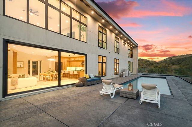 27937 Whisper, Temecula