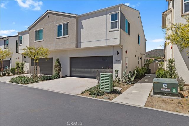 35238 Blossom, Fallbrook