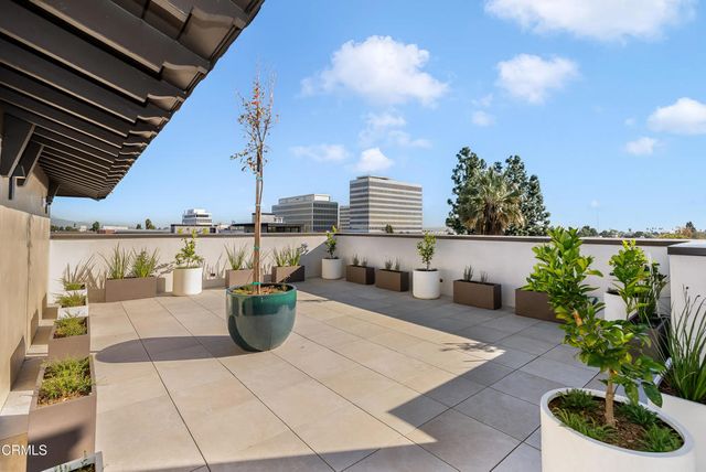 139 S Oak Knoll Avenue # 101, Pasadena