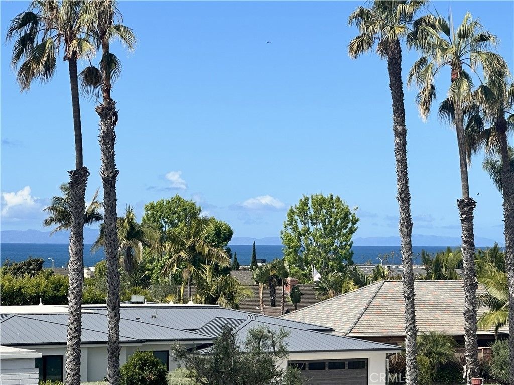 781 Avocado, Corona Del Mar