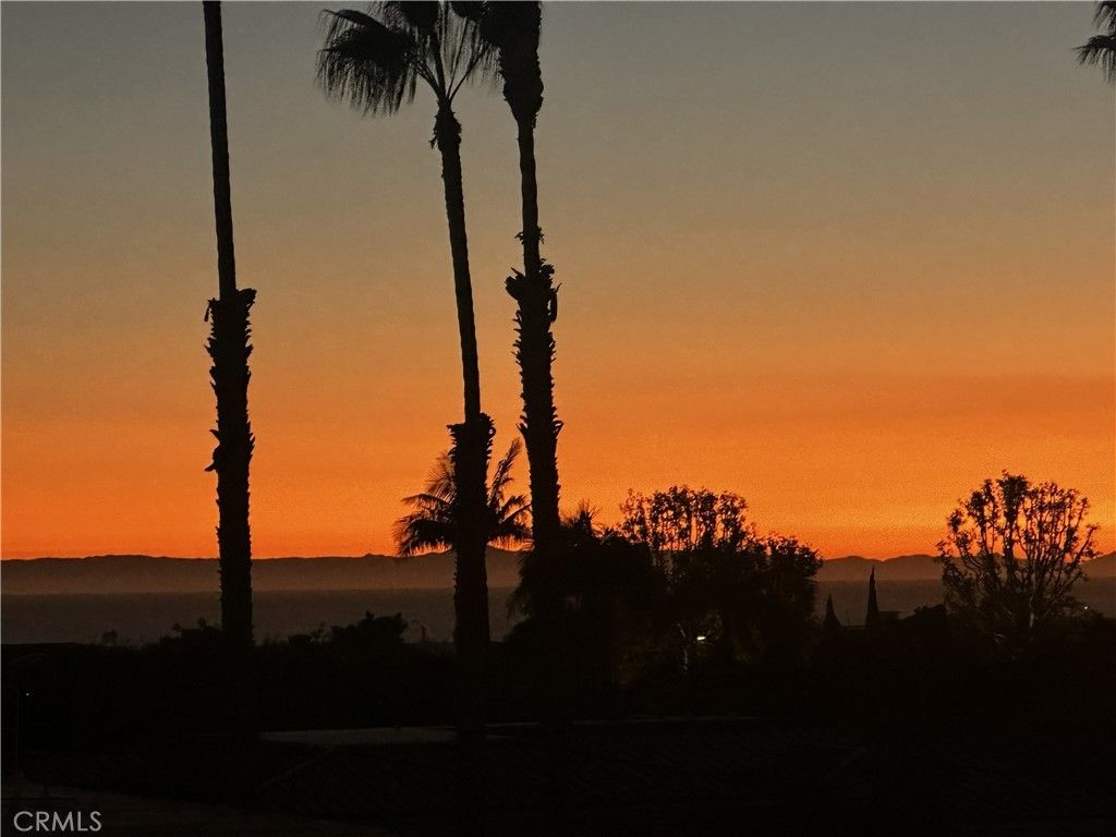 781 Avocado, Corona Del Mar
