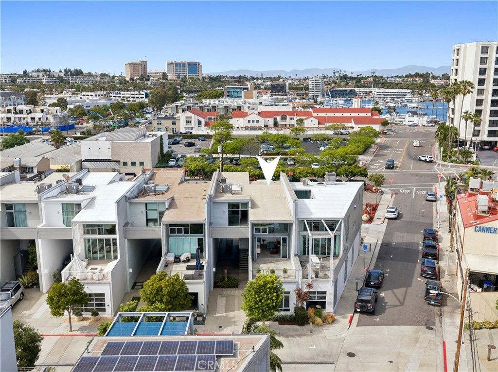 517 30th Street, Newport Beach