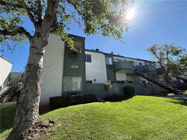 619 N Bristol # 23, Santa Ana