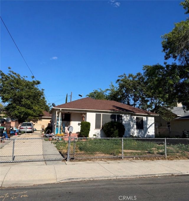 346 S Thompson Street, Hemet
