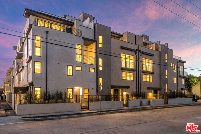 11655 Missouri Avenue, Los Angeles