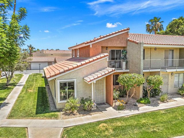 315 Tava Lane, Palm Desert
