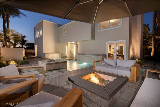 3242 Falkland, Huntington Beach