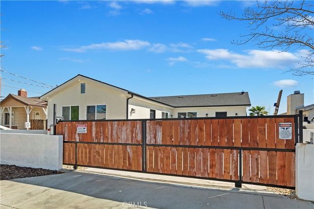 37918 Palm Vista, Palmdale