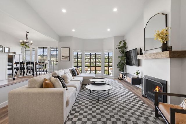 2630 Pirineos Way # 13, Carlsbad
