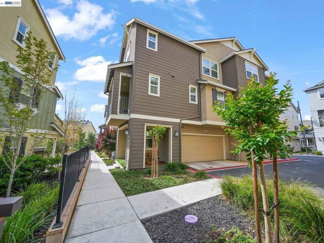 7045 Coombsville Loop, Dublin