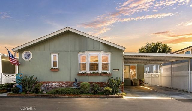 4252 Lahaina Drive, Huntington Beach