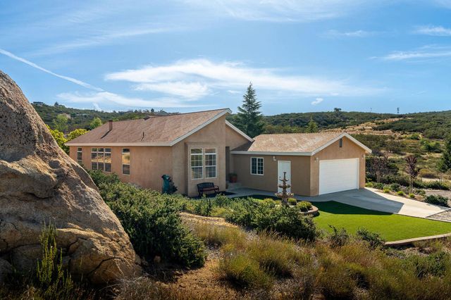42974 Rolling Hills Drive, Aguanga