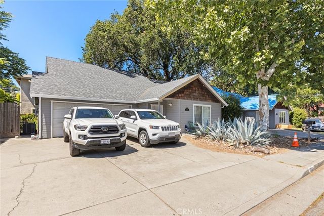 1020 W 4th Street, Chico