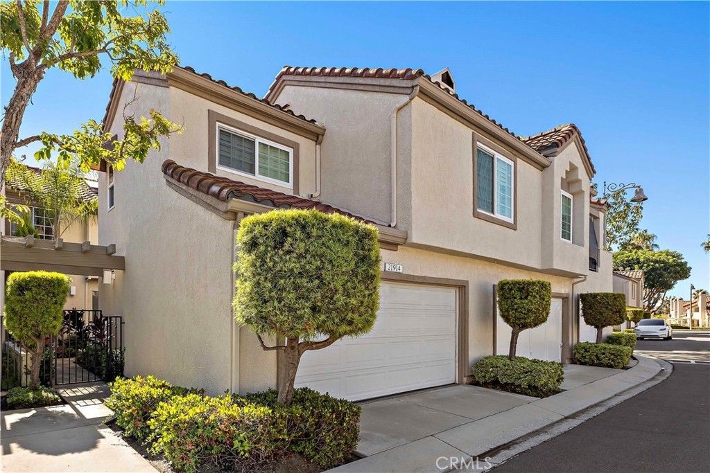 21914 Montagu, Mission Viejo