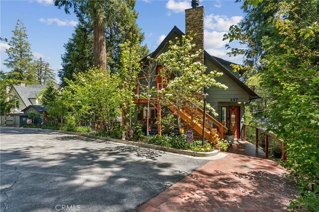 257 Corona Circle, Lake Arrowhead