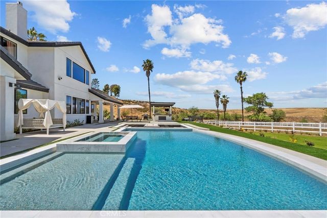 39580 Avenida Arizona, Temecula