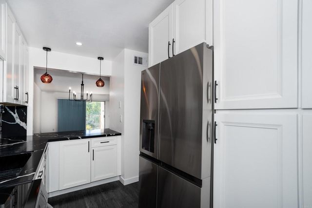 5700 Baltimore Drive # 16, La Mesa