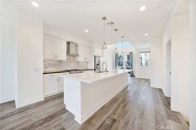 1658 Topanga, Costa Mesa