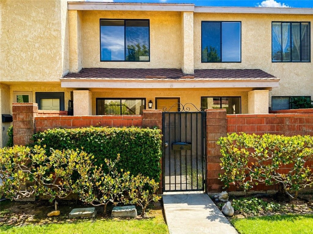 961 W Lamark, Anaheim