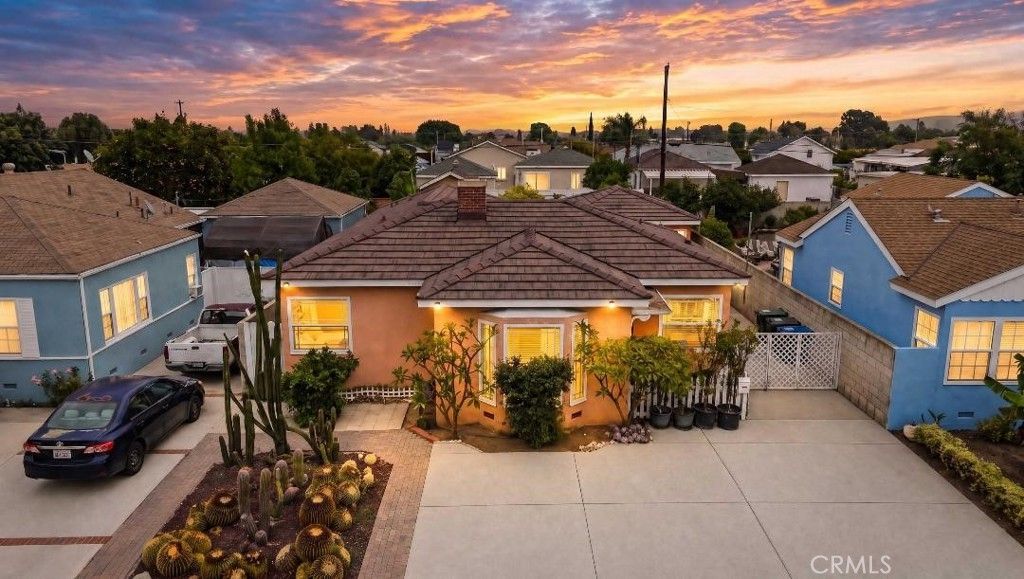 1229 S Flower, Santa Ana