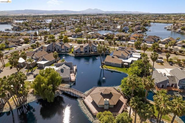 2051 Sand Point Rd, Discovery Bay
