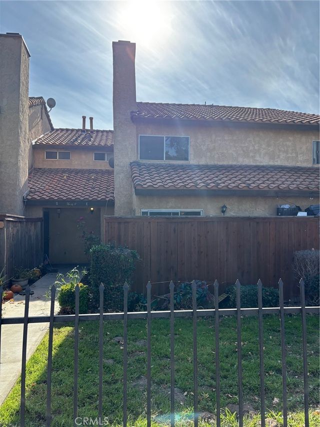 16595 Upland # E, Fontana