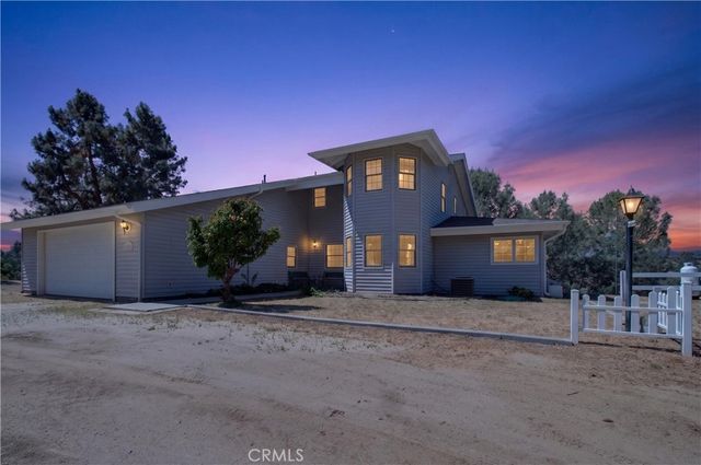 15185 Rancheria Creek Road, Caliente