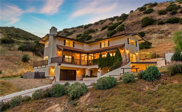 18 Morgan Road, Bell Canyon