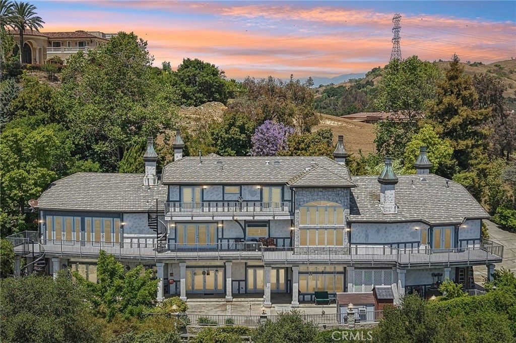 16060 Esquilime, Chino Hills