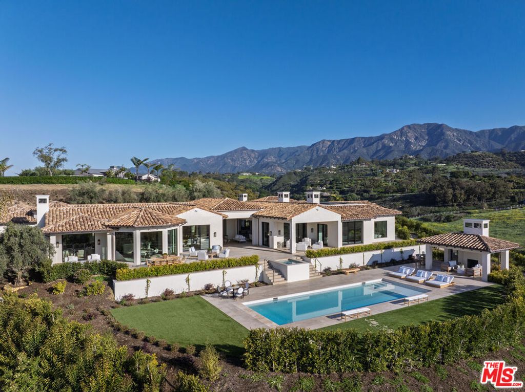 220 Montecito Ranch Lane, Summerland