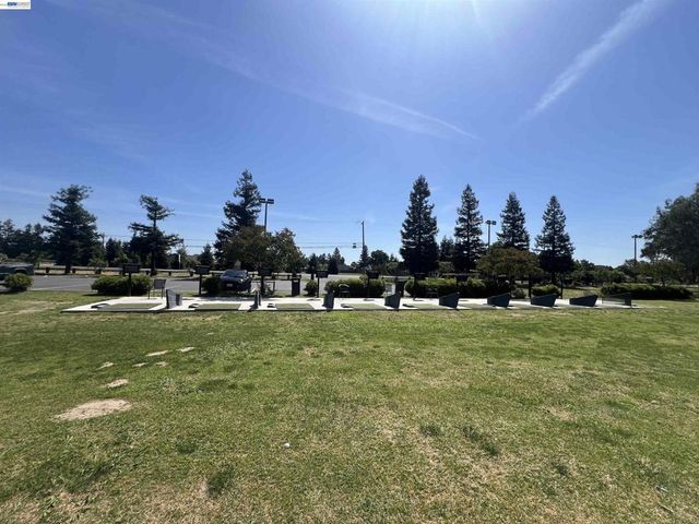 17051 Escalon Bellota Rd, Escalon