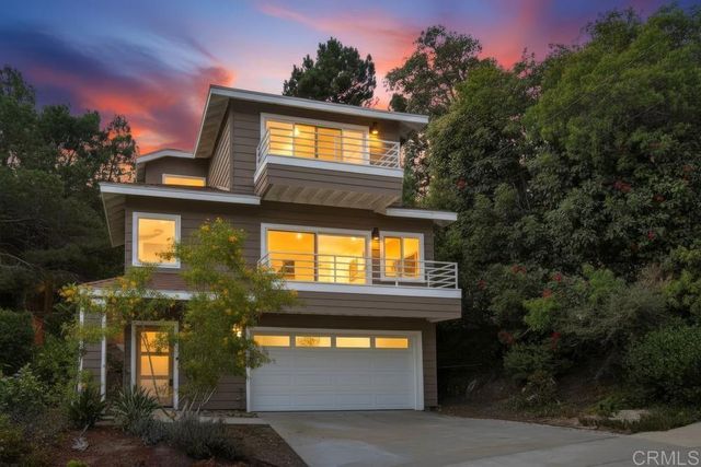6448 Glidden St, San Diego
