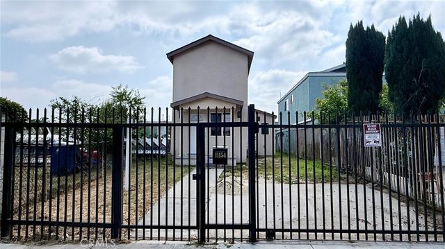11154 Towne, Los Angeles