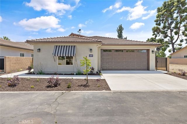 546 Little, Exeter