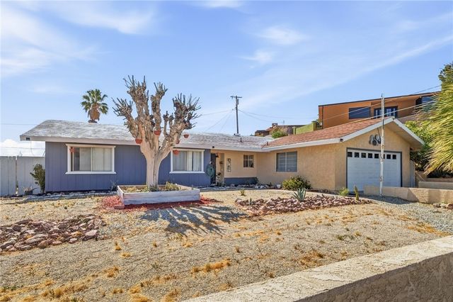 1104 Bigger St, Barstow