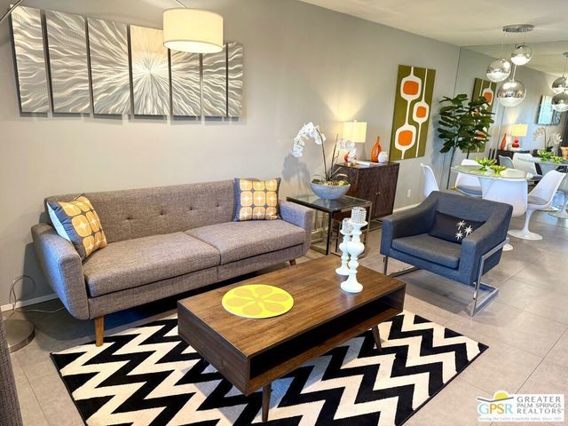 751 N Los Felices Circle # 206, Palm Springs